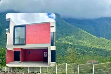 Casa en venta en privada vesubio Cumbres